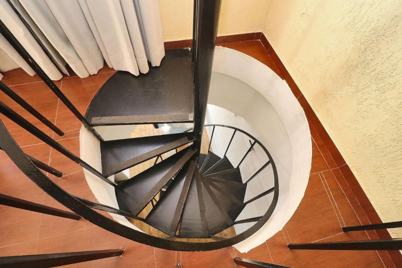 Apartamento Amável Cobertura Duplex Com Piscina Particular, A 2 Minutos Da De Copacabana!