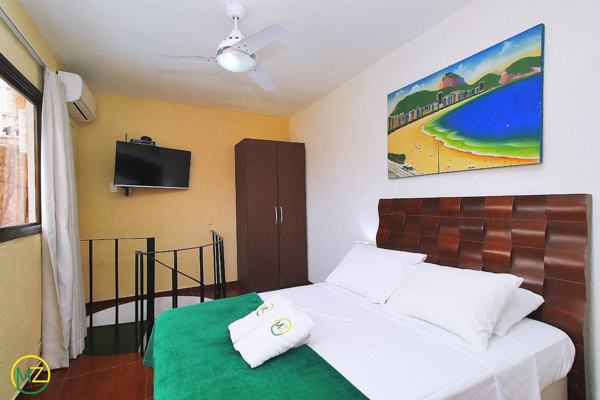 Amável Cobertura Duplex Com Piscina Particular, A 2 Minutos Da De Copacabana! * Río de Janeiro