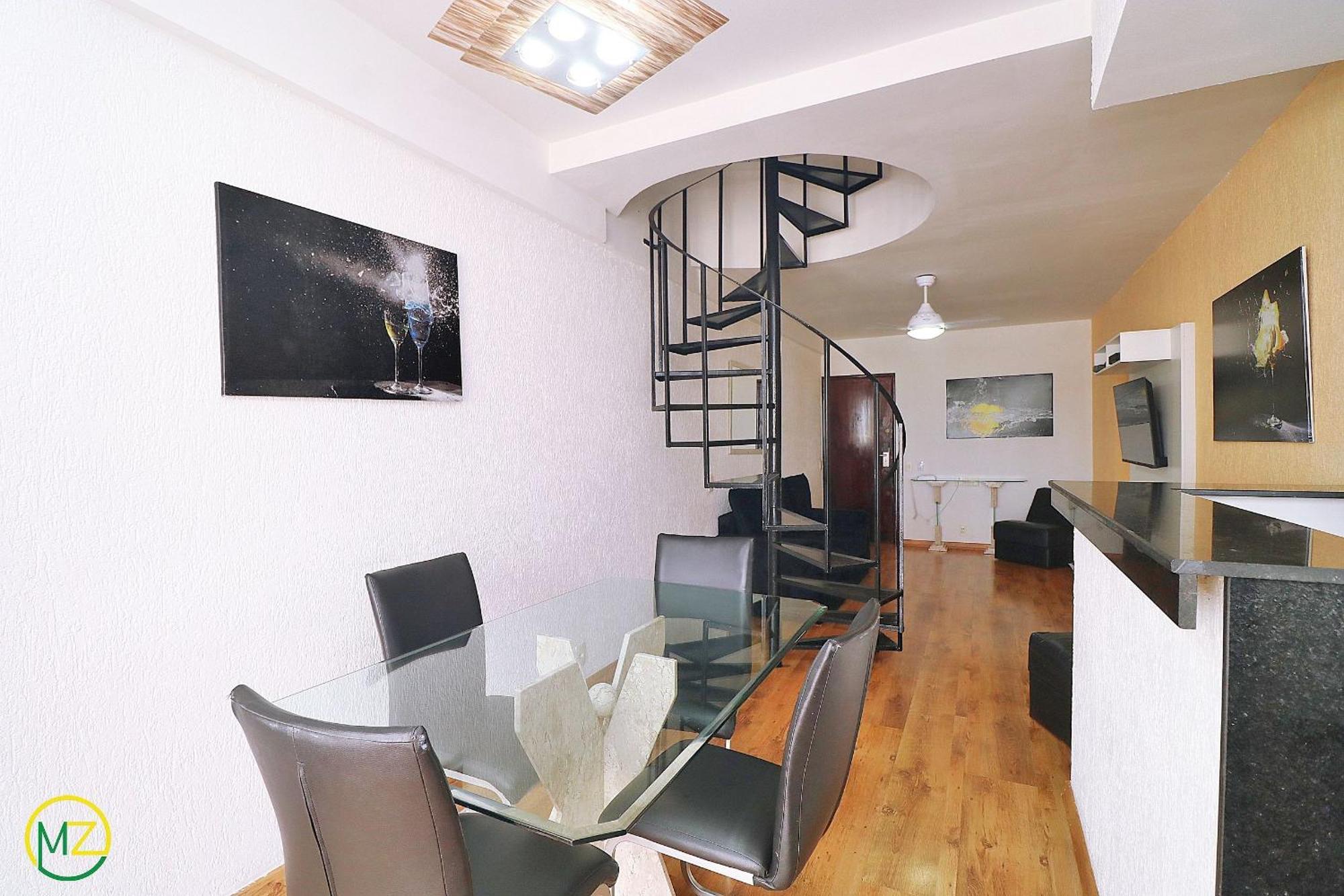 Amável Cobertura Duplex Com Piscina Particular, A 2 Minutos Da De Copacabana! *